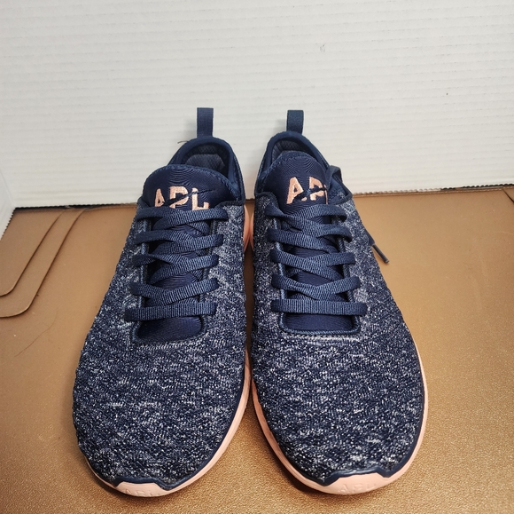 APL Techloom Phantom Navy Blue Womens 7 - Picture 1 of 6